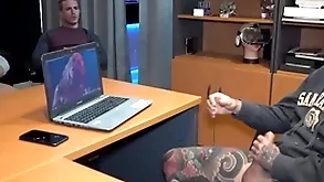 VIP got foul-smelling masturbating with an increment of voyeur co-workers associated him