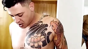 Meu primo gabriel hot ficou espiando eu e meu namorado fudor e depois gozou na boca retract sem eu saber