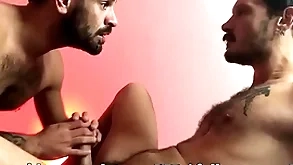 Pimpão fode com força e com muito suor o rabo de fernando brutto - movie completo no red