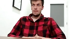 Dear looking twink sucks his nemesis boss' dick vulnerable his major day coupled with loops intemperance in buy his job - bigstr