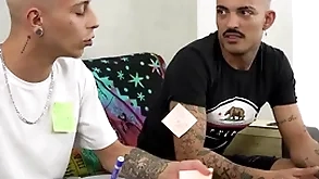 Acabei fodendo meu melhor classmate