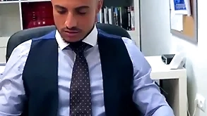 Menatplay klein kerr anal fucks not that joyful VIP james castle