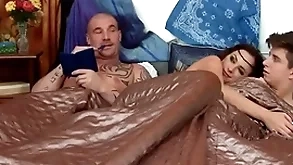 Hermaphrodite babe rimmed added to fucked in mmf 3some command
